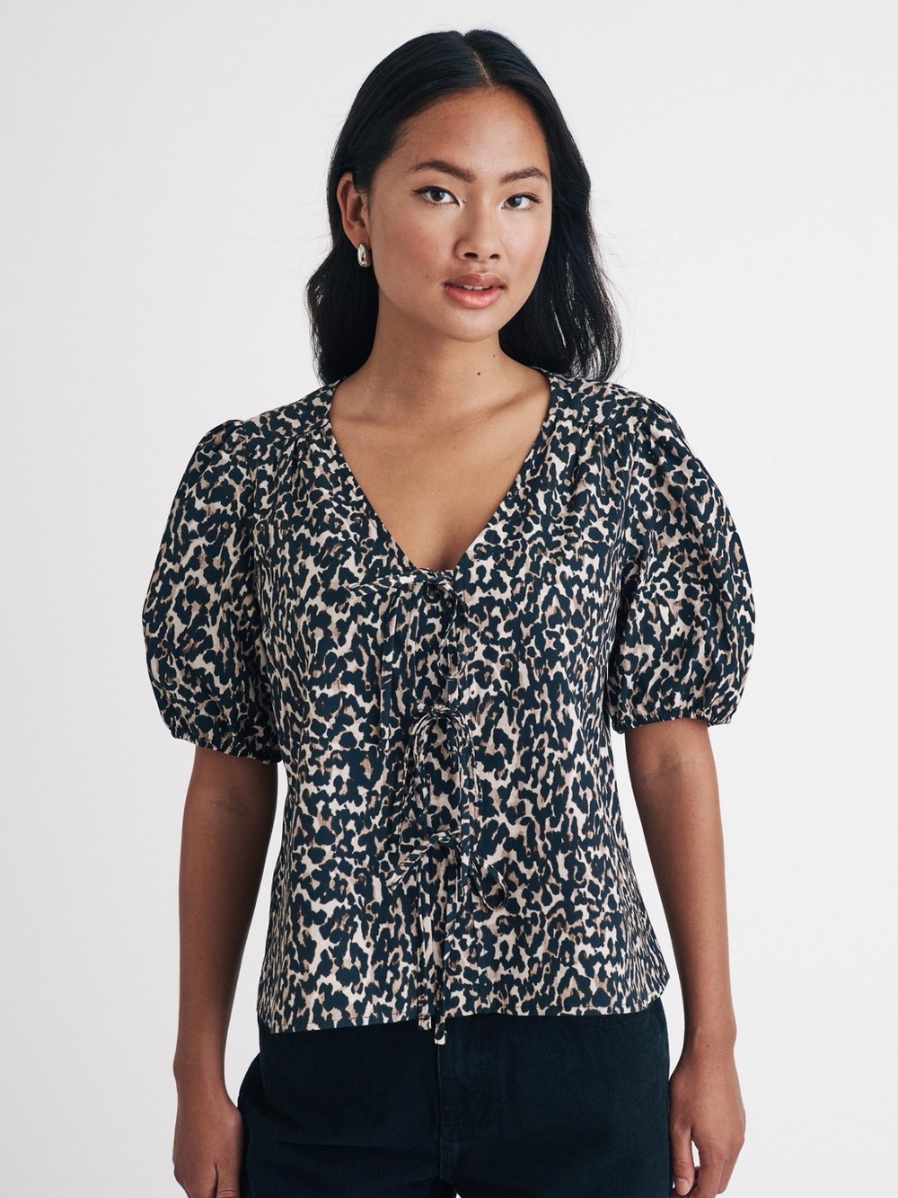 Nobody's Child Bernadetta Leopard Print Tie Front 100% Cotton Blouse Size 0